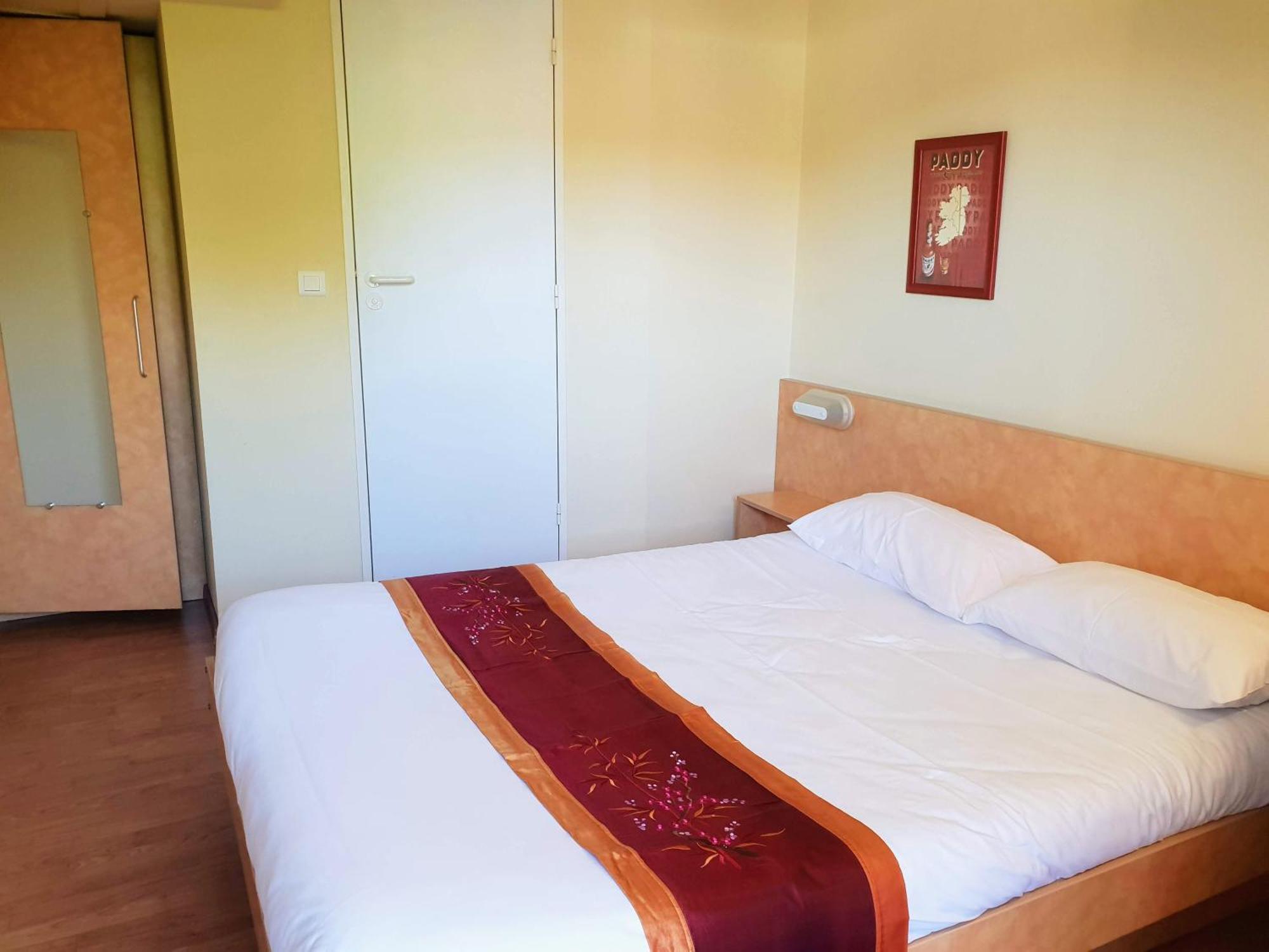 Logis Hotel Restaurant Cruzel Maurs Экстерьер фото