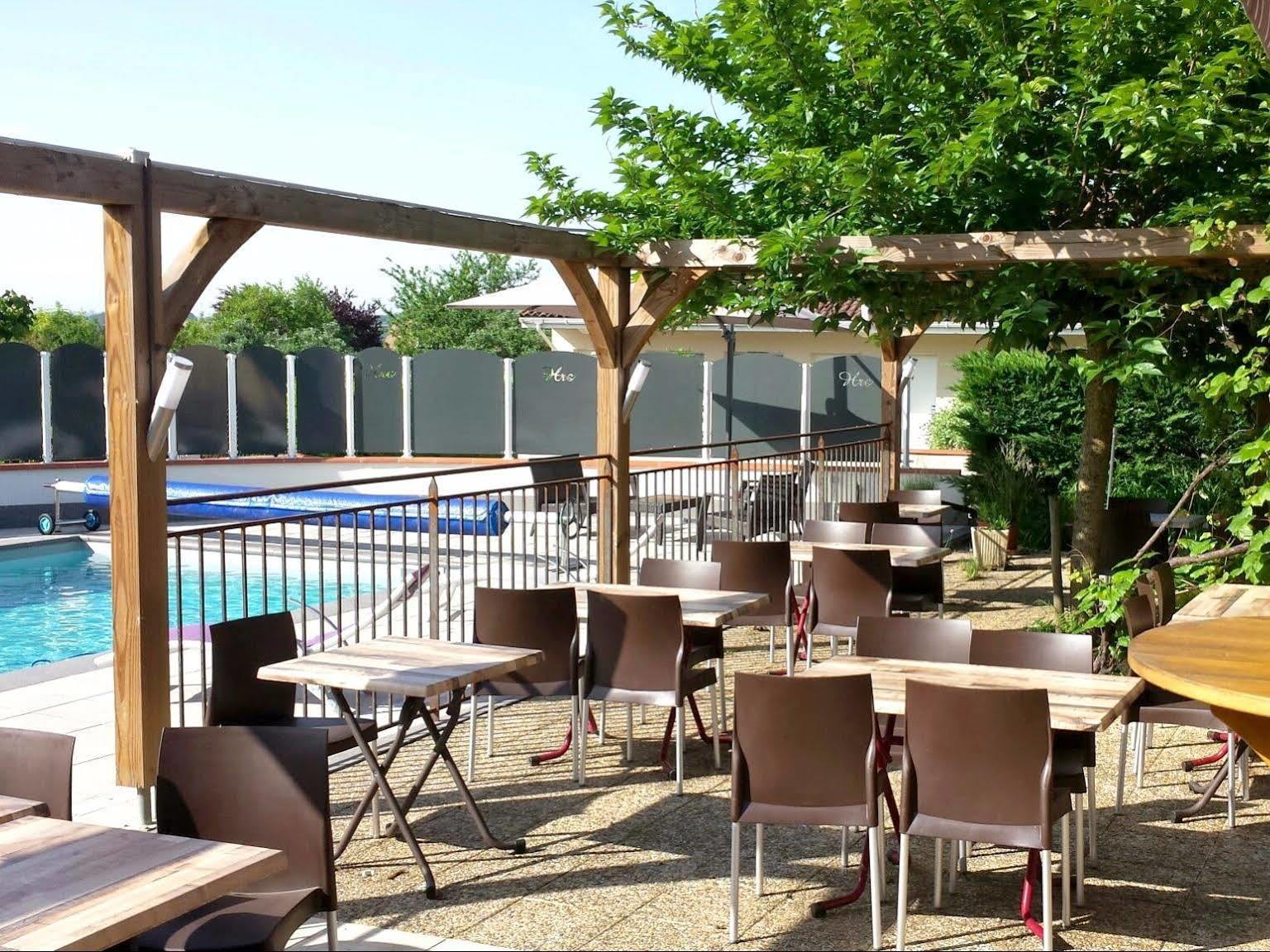 Logis Hotel Restaurant Cruzel Maurs Экстерьер фото